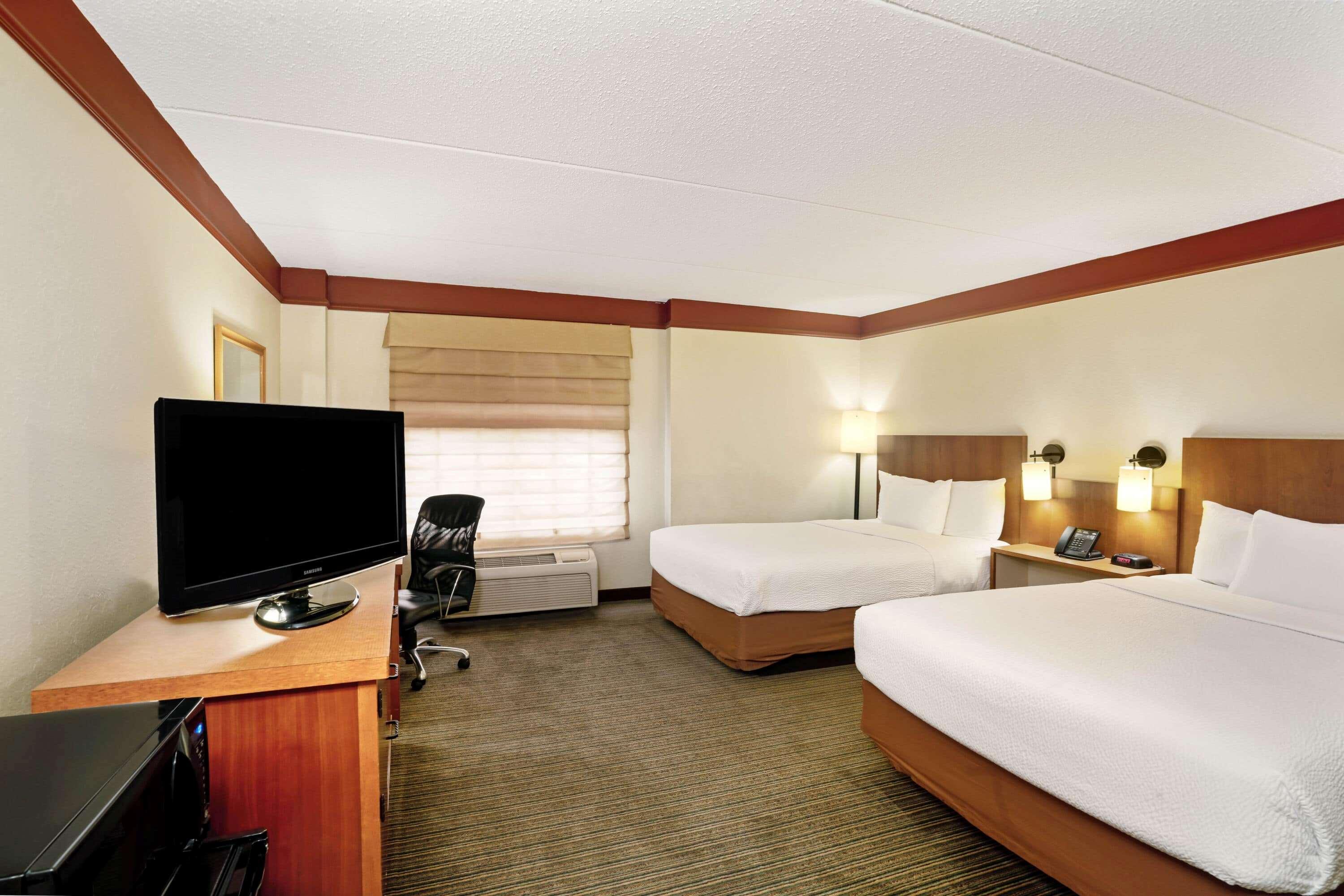 La Quinta By Wyndham Memphis Primacy Parkway Hotel Exterior foto