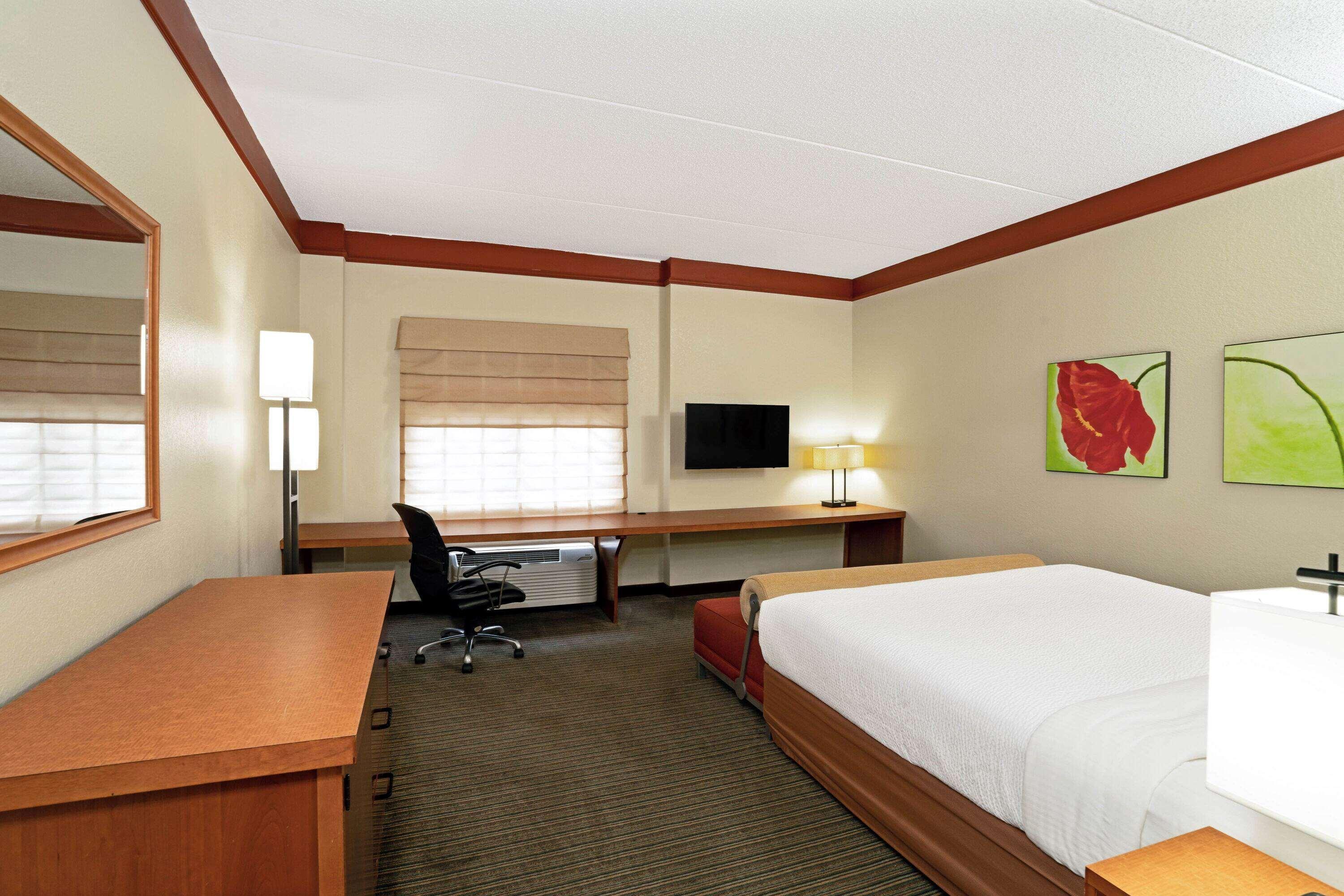 La Quinta By Wyndham Memphis Primacy Parkway Hotel Exterior foto